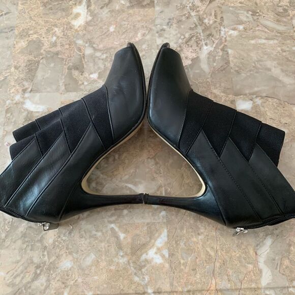 Adrianne Vittadini black open toe ankle booties, good condition, size 8.5 - Picture 8 of 8